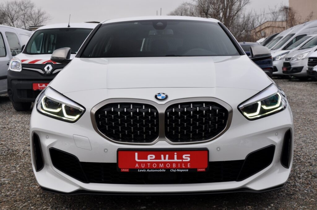BMW M135i xDrive Automatic - 2019 - Levis Automobile