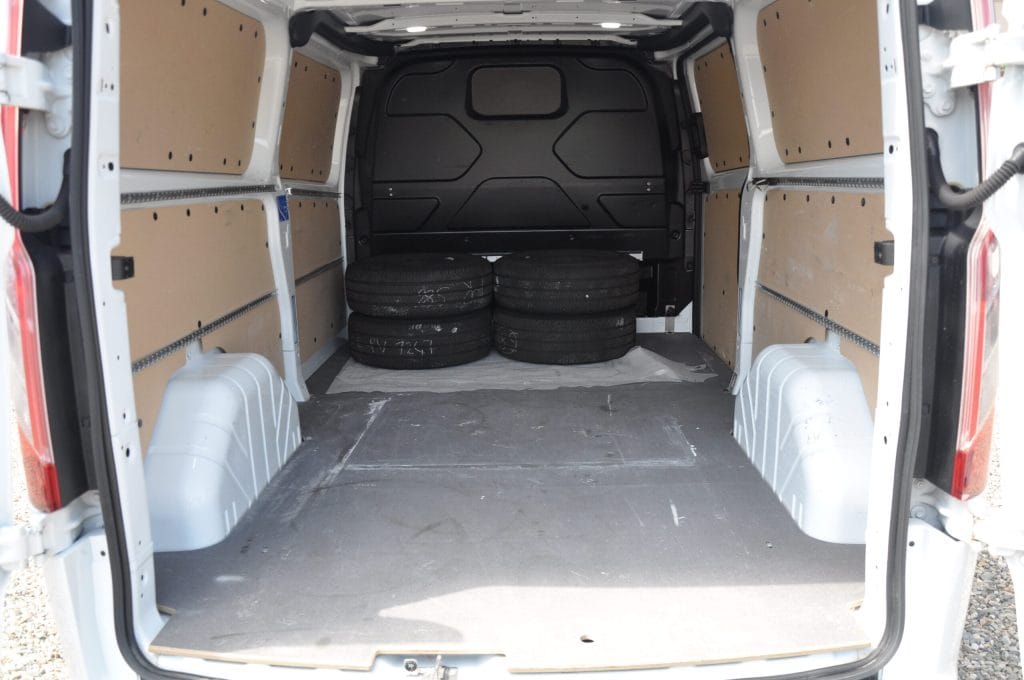 Ford Transit Custom Van L2H1 - 2018 - Levis Automobile