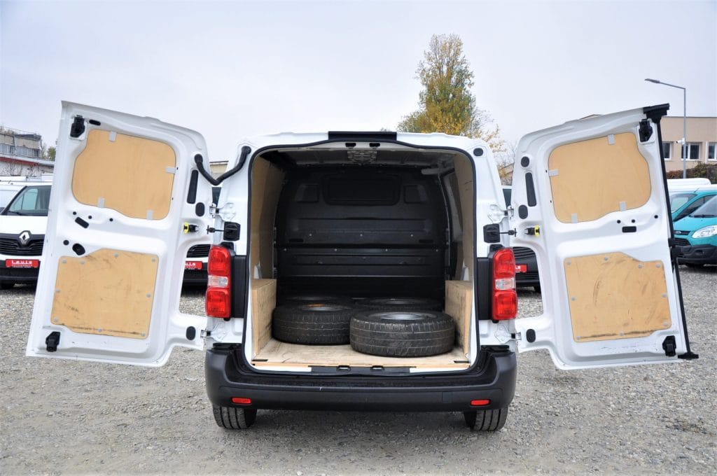 Citroen Jumpy Van 3 Locuri - 2019 - Levis Automobile