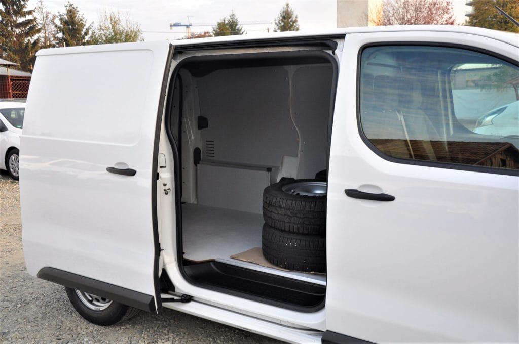 Peugeot Expert Van 3 Locuri - 2018 - Levis Automobile