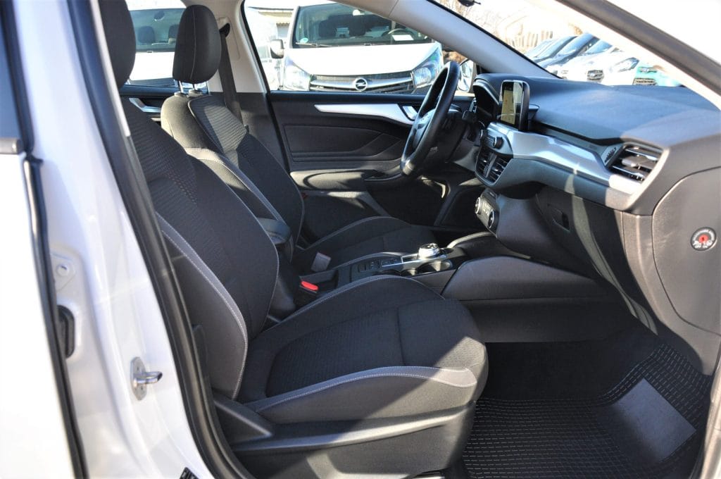 Ford Focus Sedan Automat - 2018 - Levis Automobile