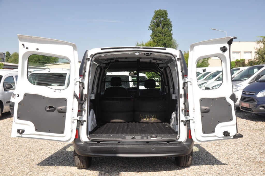 Renault Kangoo L2H1 Furgon - 2020 - Levis Automobile