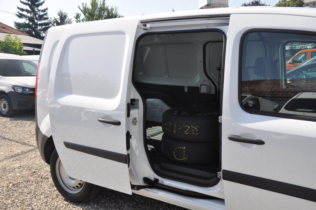 Renault Kangoo L2H1 Furgon - 2020 - Levis Automobile