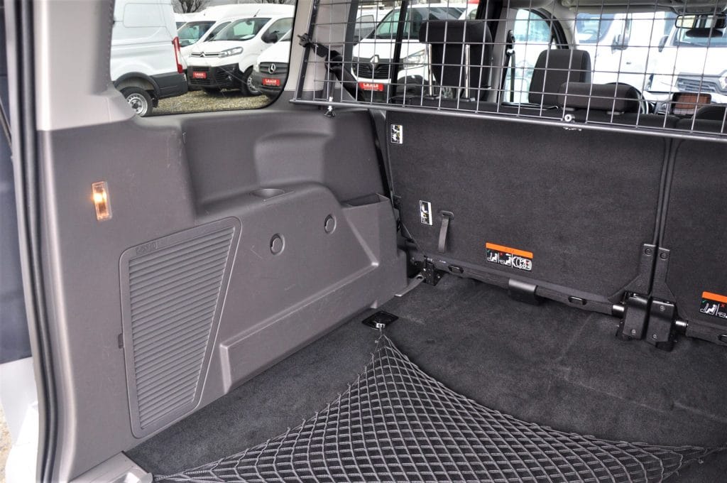 Ford Grand Tourneo Connect Automatic - 2018- Levis Automobile