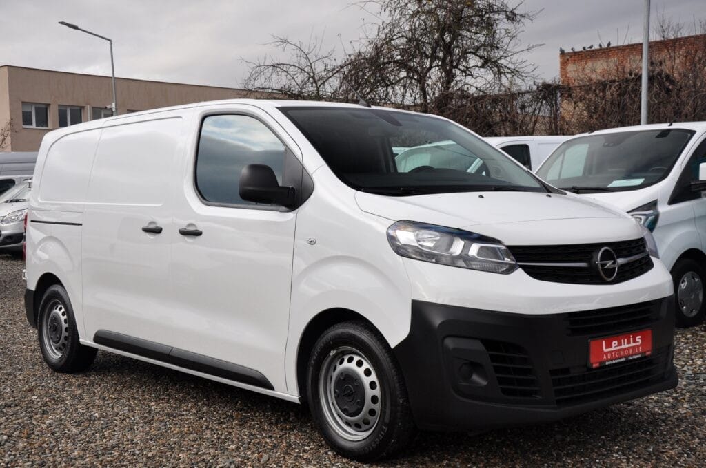 Opel Vivaro Van 3 Locuri - 2021 - Levis Automobile