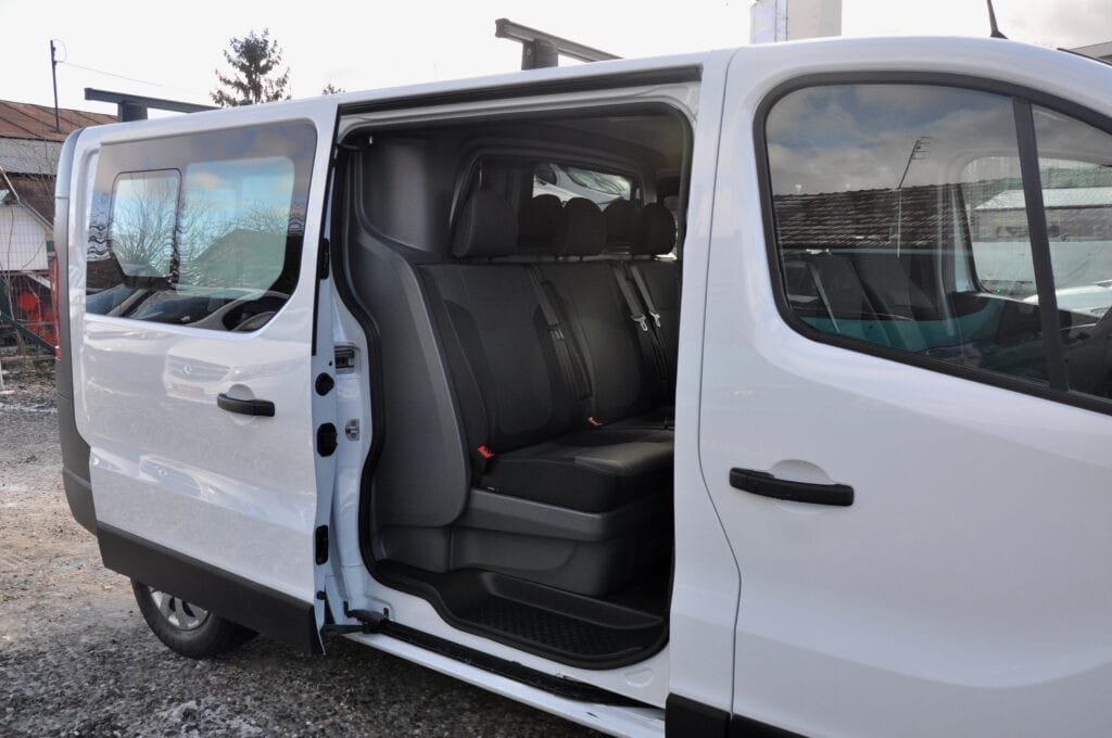 Renault Trafic L2H1 Doka 6 Locuri - 2020 - Levis Automobile
