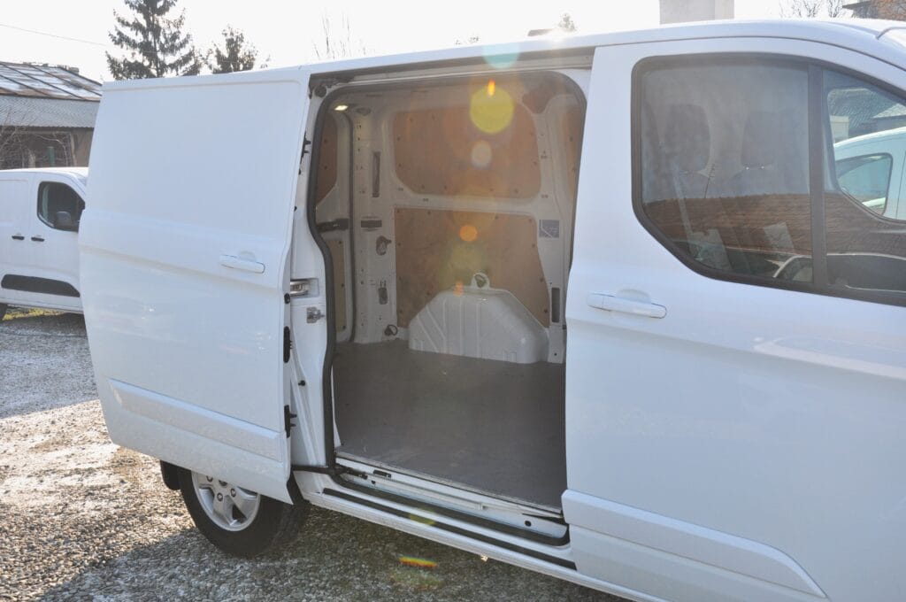 Ford Transit Custom 3 Locuri - 2015 - Levis Automobile