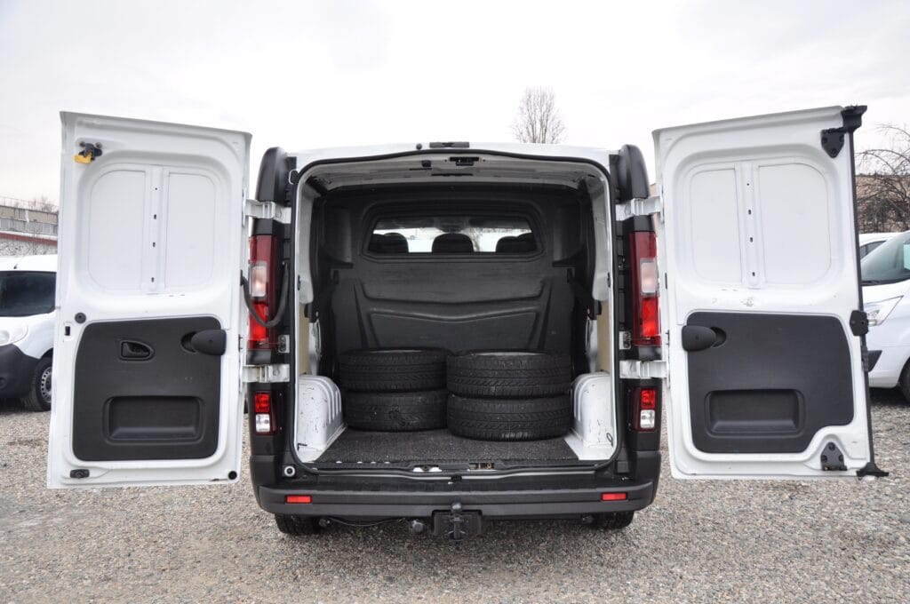 Opel Vivaro Doka 5 Locuri - 2018 - Levis Automobile