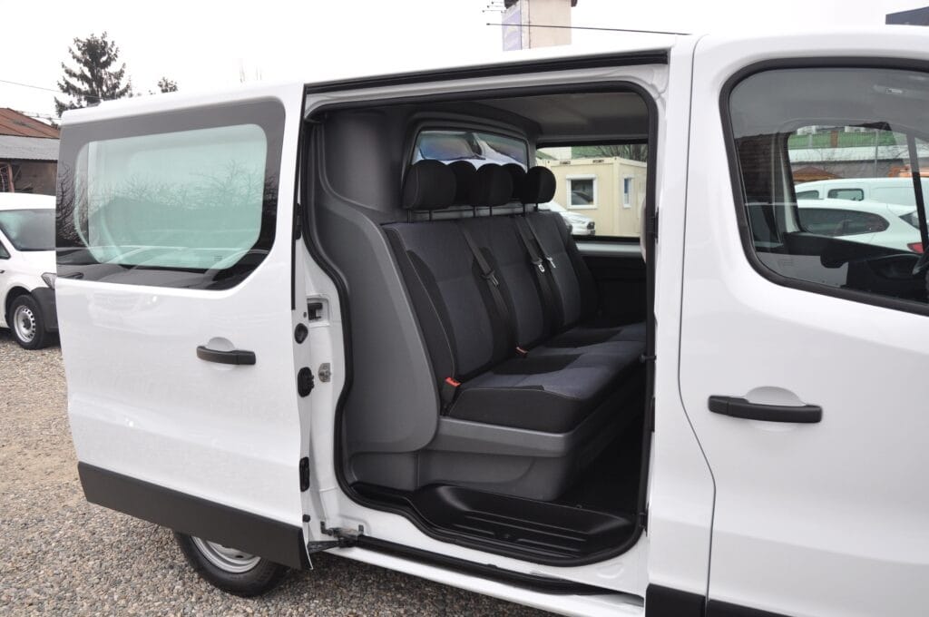 Opel Vivaro Doka 5 Locuri - 2018 - Levis Automobile