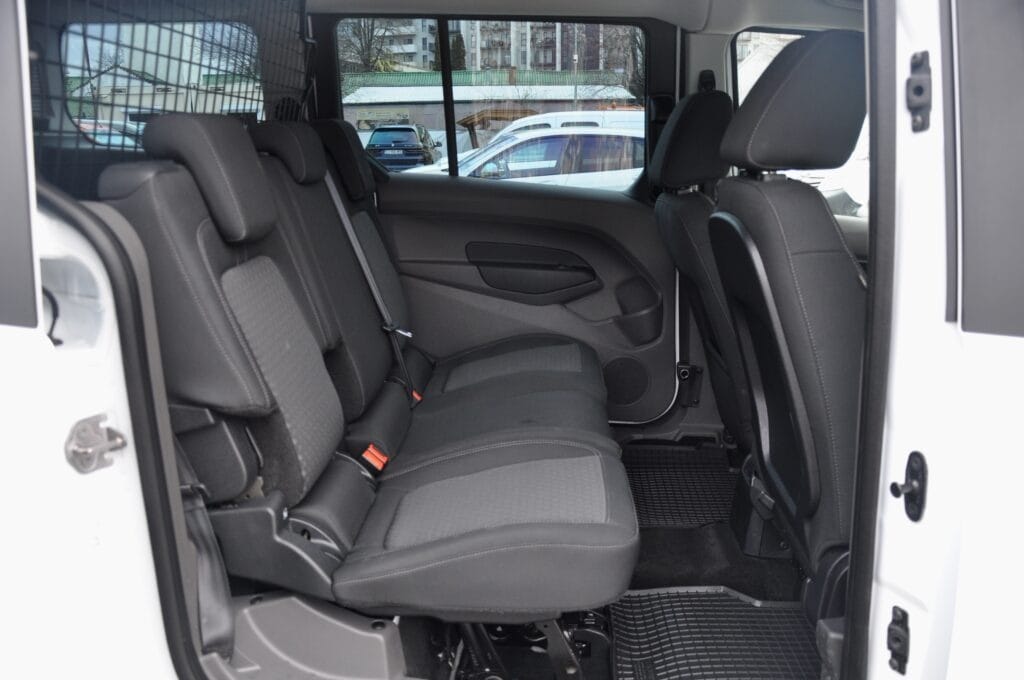 Ford Tourneo Connect L2H1 5 Locuri - 2020 - Levis Automobile