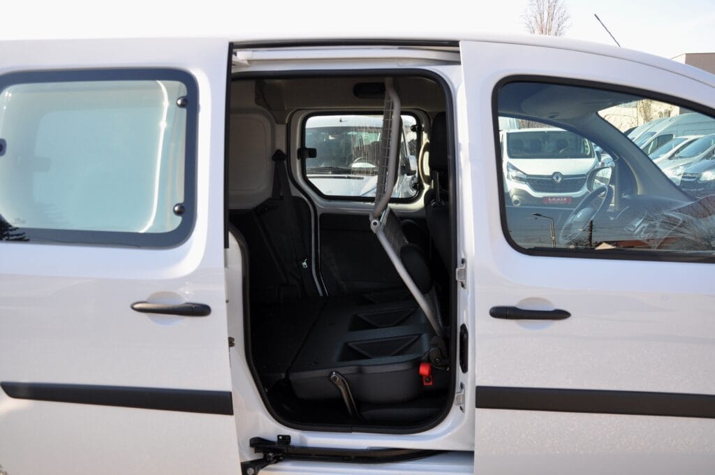 Renault Kangoo 5 Locuri Maxi - 2020 - Levis Automobile