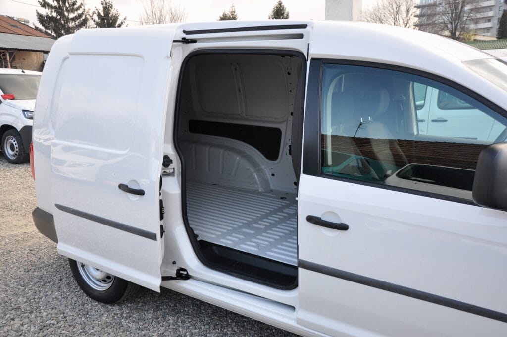 Volkswagen Caddy L2H1 - 2017 - Levis Automobile