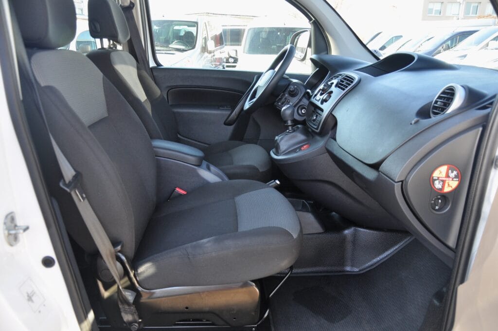 Renault Kangoo L2H1 5 Locuri - 2020 - Levis Automobile