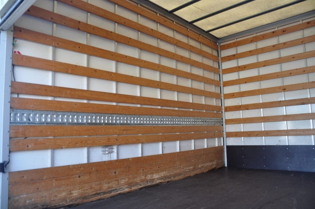 Ford Transit Punte Dubla Lift - 2015 - Levis Automobile