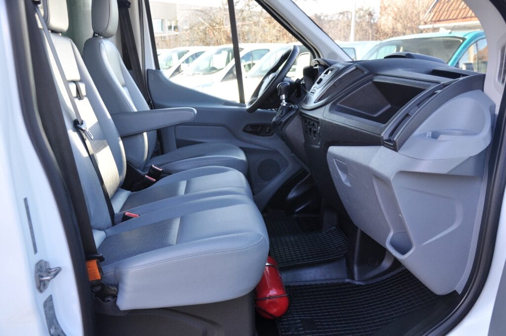 Ford Transit Punte Dubla Lift - 2015 - Levis Automobile