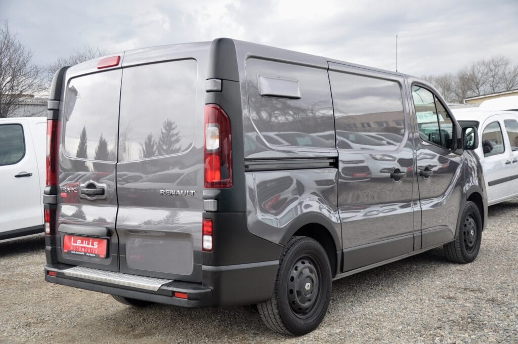 Renault Trafic Van 3 Locuri - 2019 - Levis Automobile