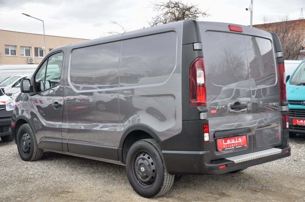 Renault Trafic Van 3 Locuri - 2019 - Levis Automobile