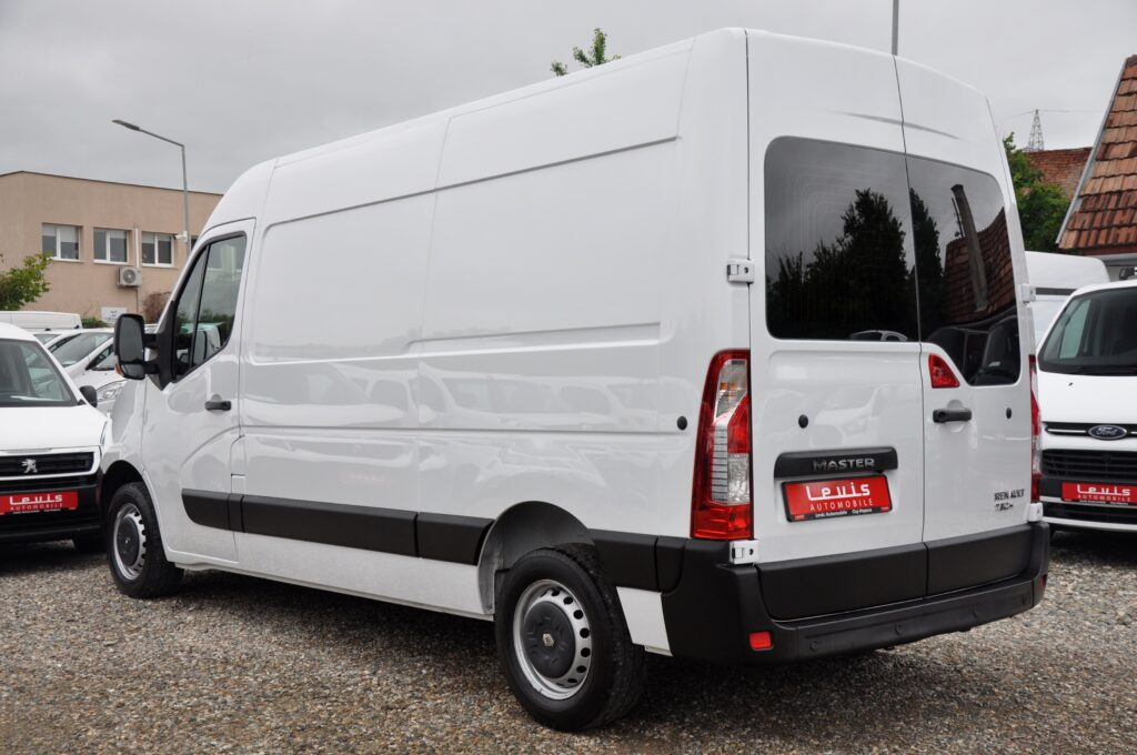 Renault Master L2H2 Van - 2018 - Levis Automobile