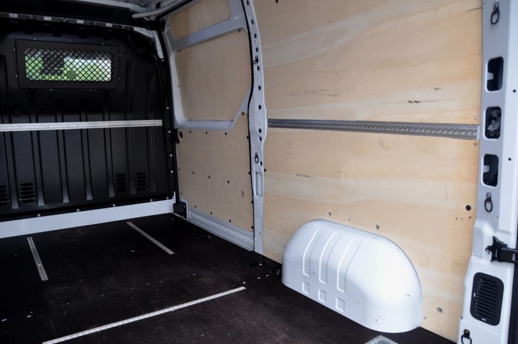 Renault Master L2H2 Van - 2018 - Levis Automobile