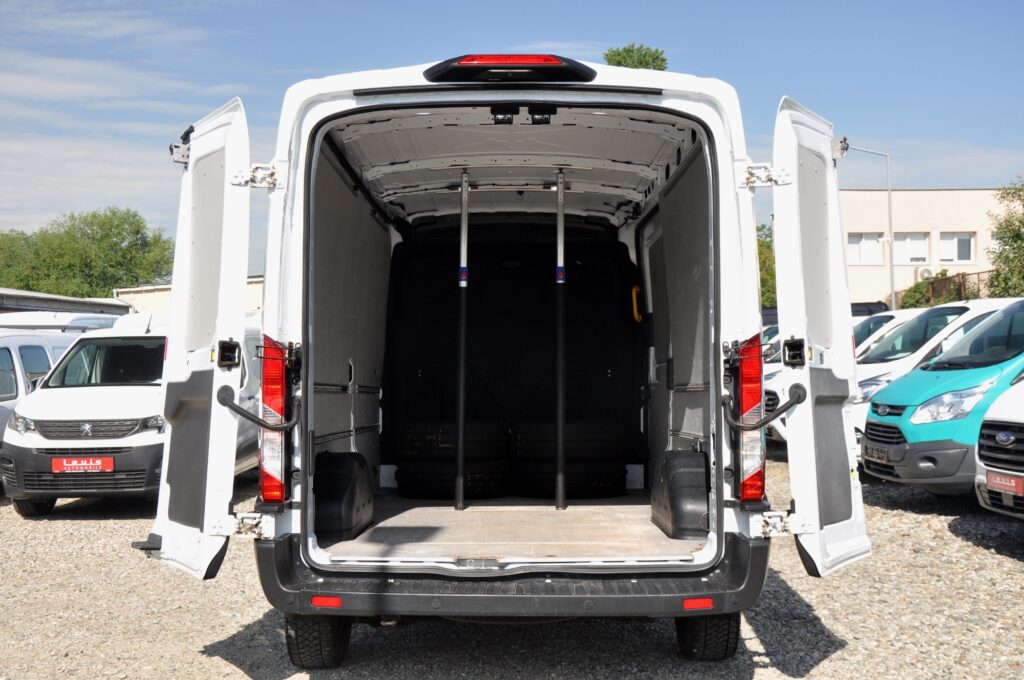 Ford Transit L3H2 Van 3 Locuri - 2019 - Levis Automobile