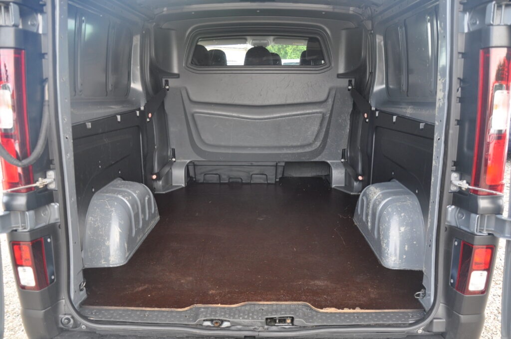 Renault Trafic L2H1 Doka - 2020 - Levis Automobile