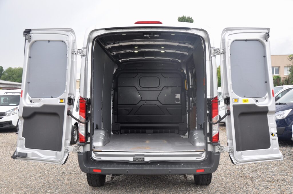 Ford Transit L2H2 Van 3 Locuri - 2017 - Levis Automobile