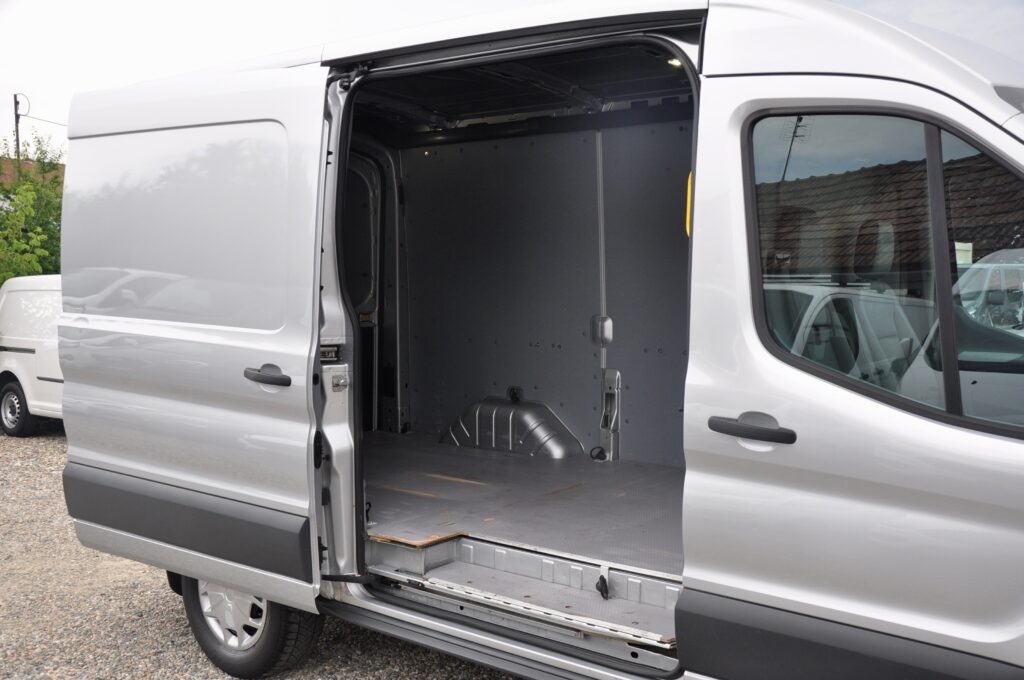 Ford Transit L2H2 Van 3 Locuri - 2017 - Levis Automobile