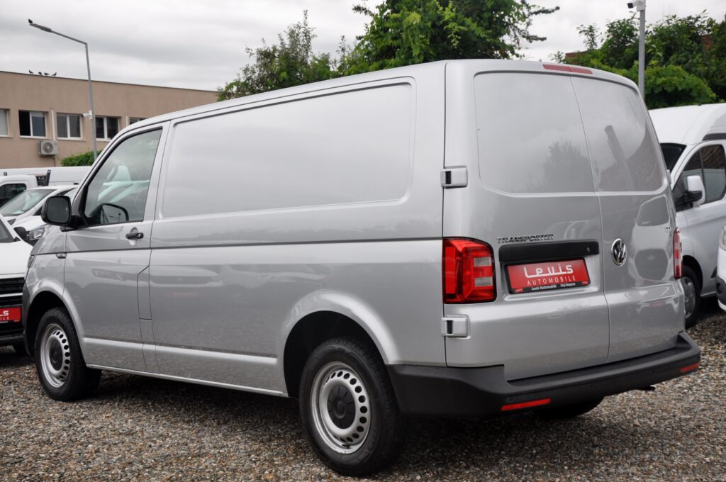 Volkswagen Transporter T6 Van Automat - 2017 - Levis Automobile