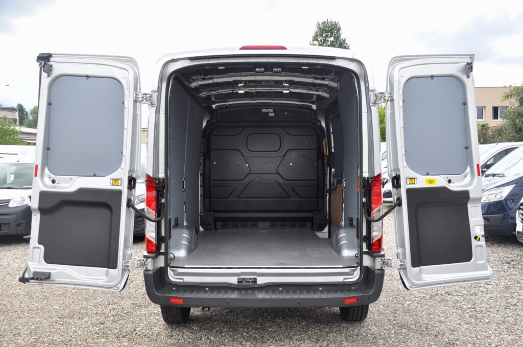 Ford Transit L2H2 Furgon - 2018 - Levis Automobile