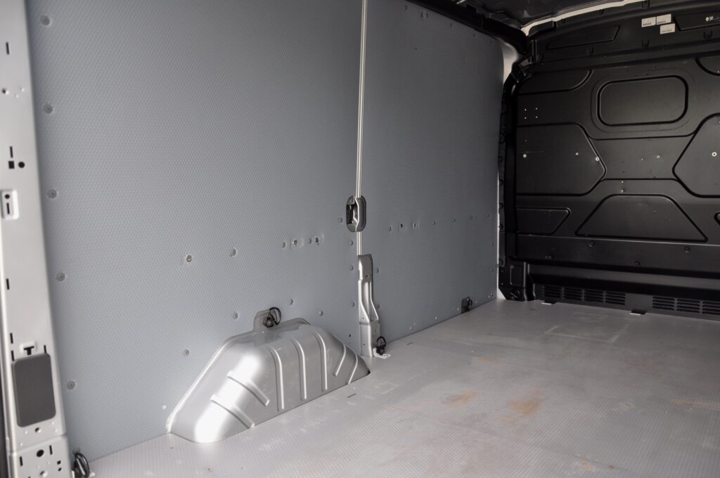 Ford Transit L2H2 Furgon - 2018 - Levis Automobile