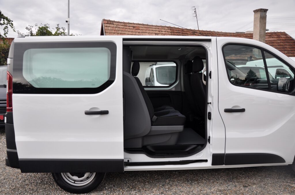 Opel Vivaro Doka 5 Locuri - 2018 - Levis Automobile