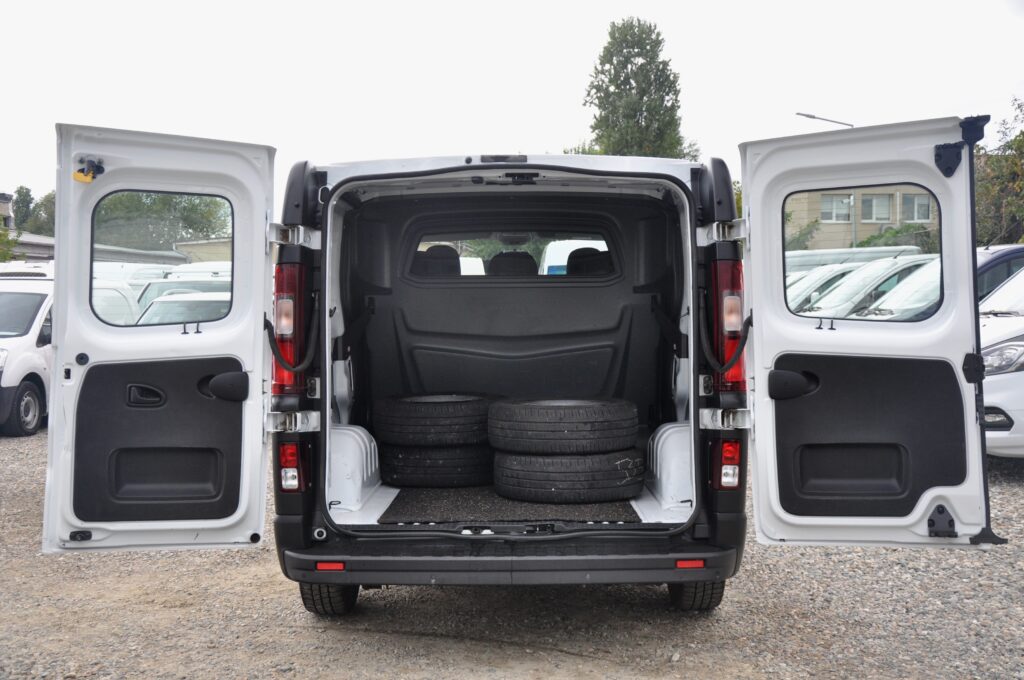 Opel Vivaro Doka 5 Locuri - 2018 - Levis Automobile