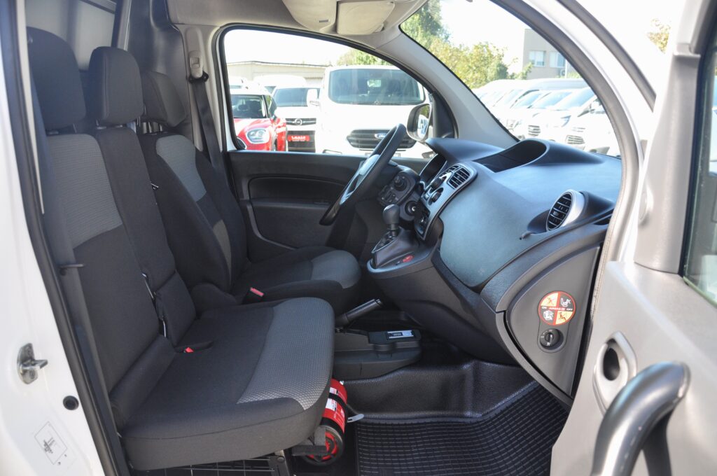 Renault Kangoo L2H1 Van - 2020 - Levis Automobile