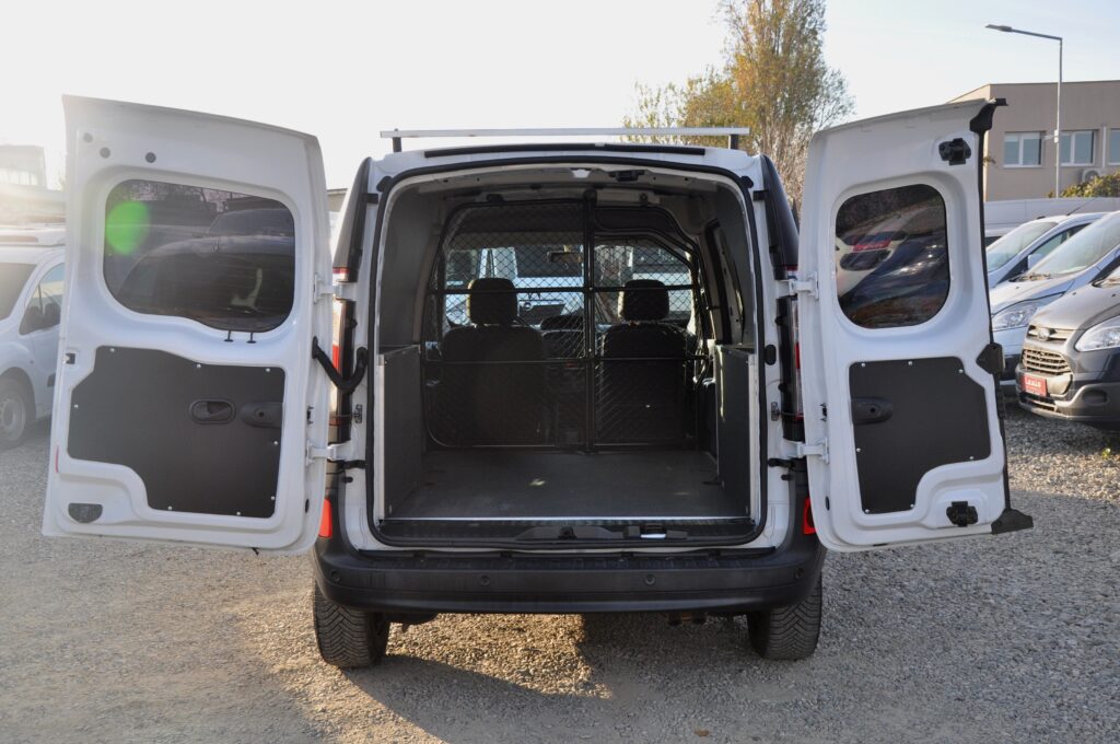 Renault Kangoo L2H1 Van - 2019 - Levis Automobile