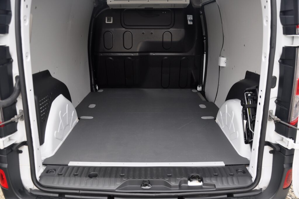 Renault Kangoo L2H1 Van - 2021 - Levis Automobile