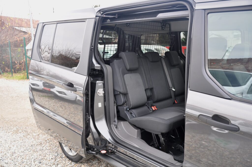 Ford Transit Connect L2H1 5 Locuri - 2021 - Levis Automobile