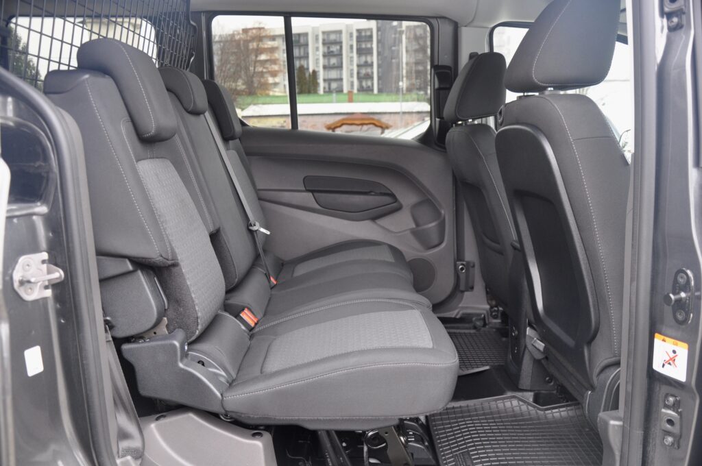Ford Transit Connect L2H1 5 Locuri - 2021 - Levis Automobile