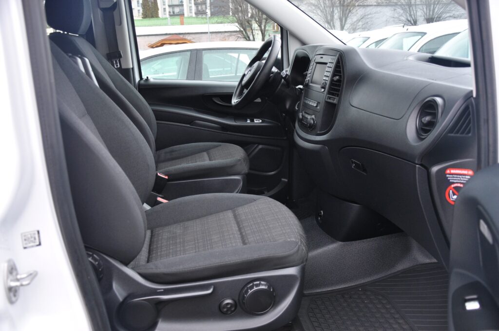 Mercedes-Benz Vito Doka Automat 4x4 - 2020 - Levis Automobile