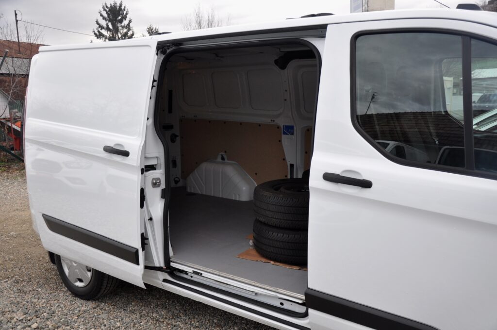 Ford Transit Custom L2H1 Van - 2020 - Levis Automobile