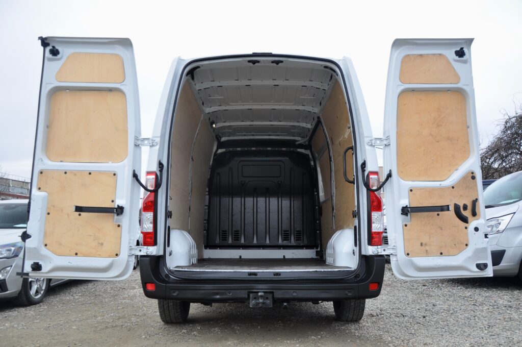 Renault Master L2H2 Van - 2021 - Levis Automobile