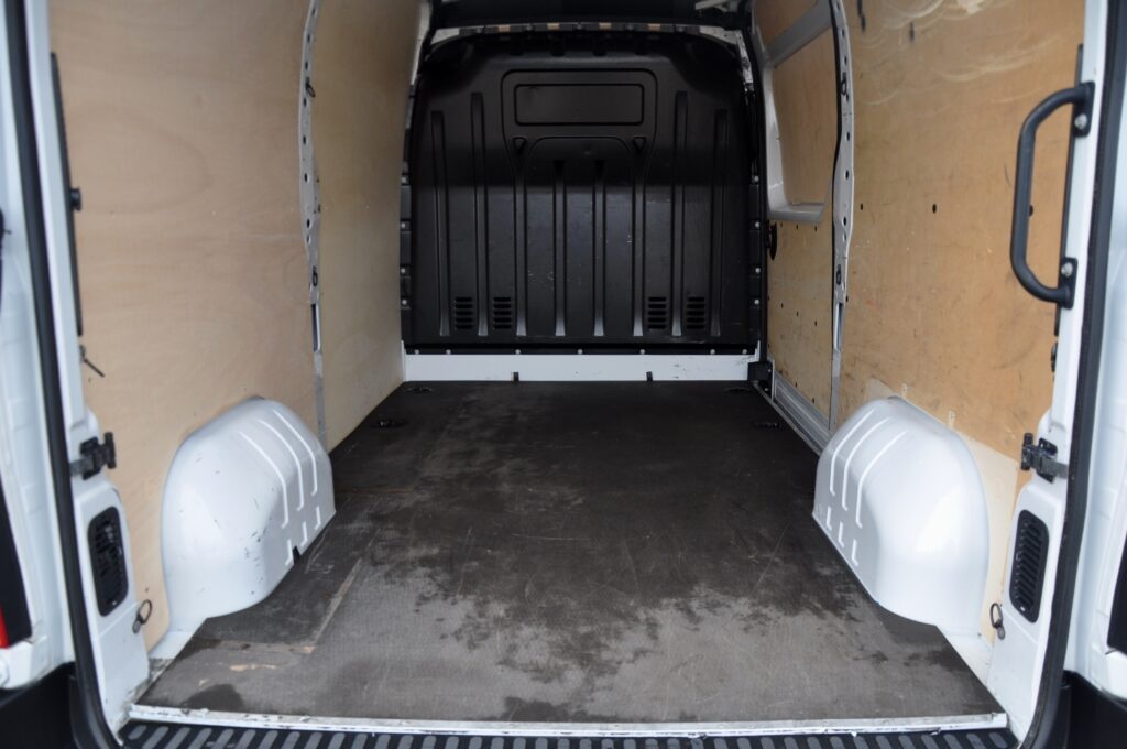 Renault Master L2H2 Van - 2021 - Levis Automobile