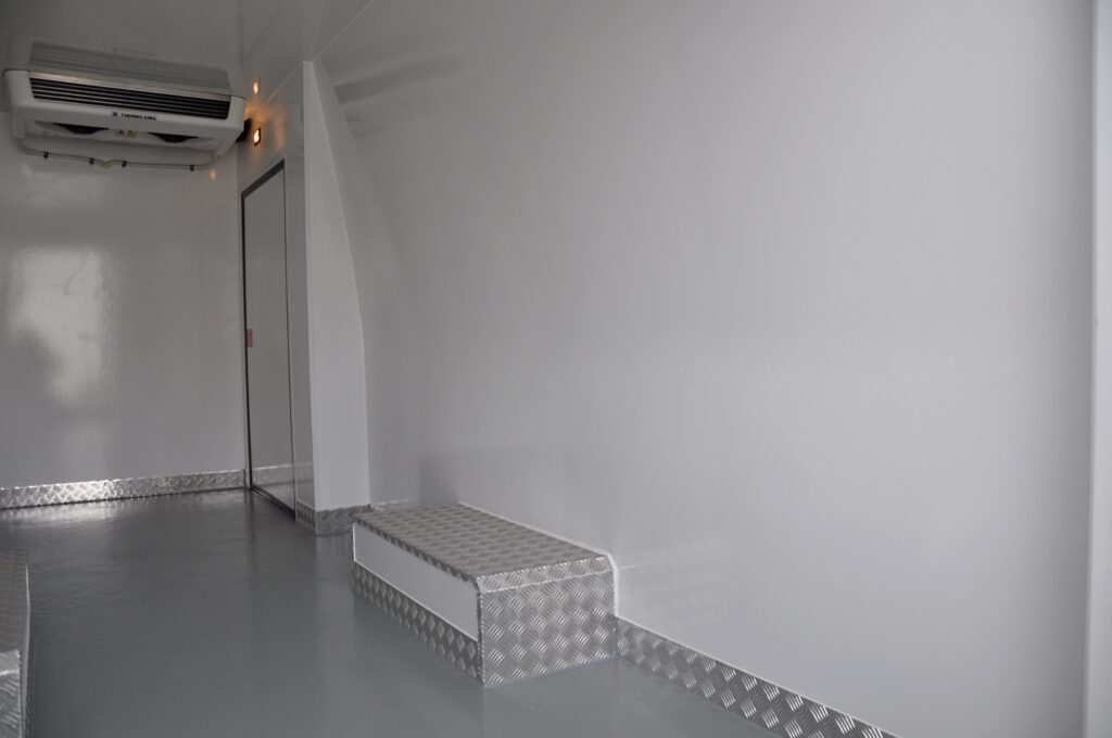 Iveco Daily 35C14 L4H3 Frigorific - 2022 - Levis Automobile