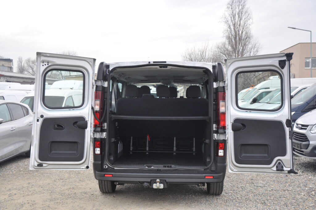 Opel Vivaro L2H1 9 locuri - 2018 - Levis Automobile