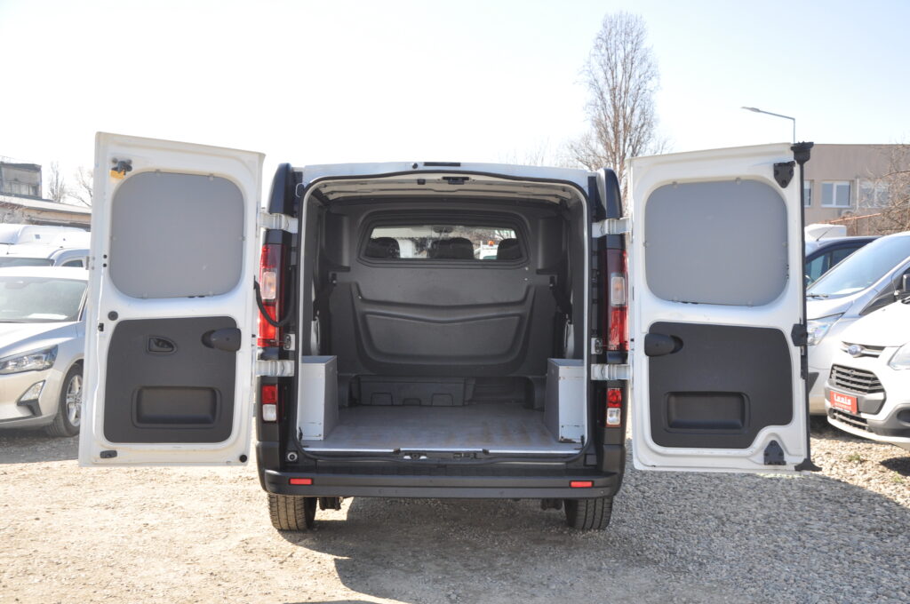 Renault Trafic L2H1 Doka 6L - 2020 - Levis Automobile