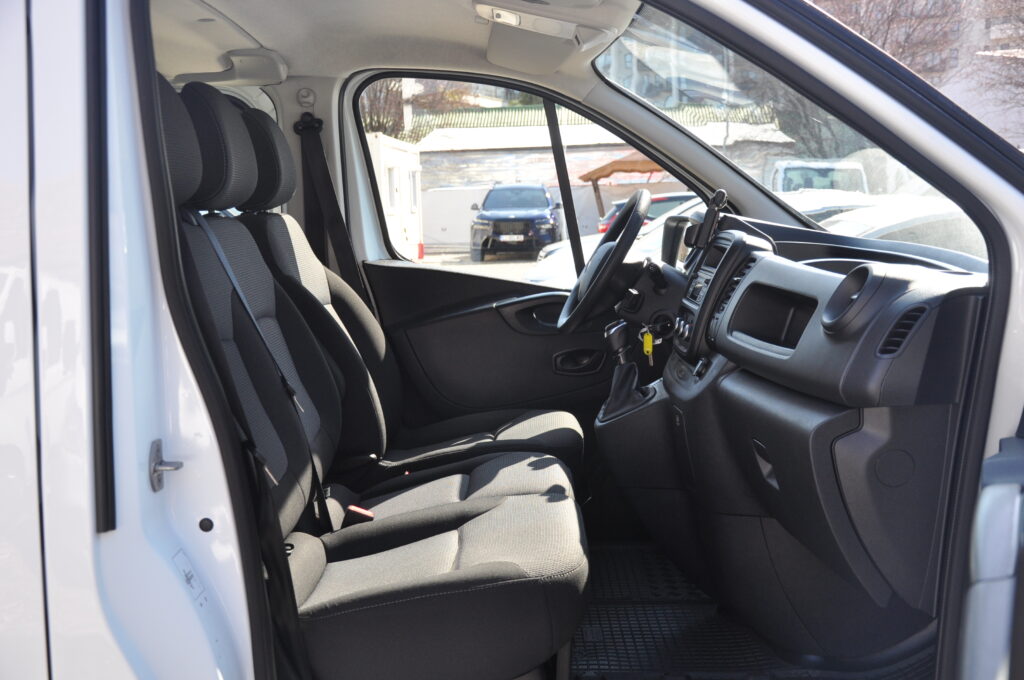 Renault Trafic L2H1 Doka 6L - 2020 - Levis Automobile
