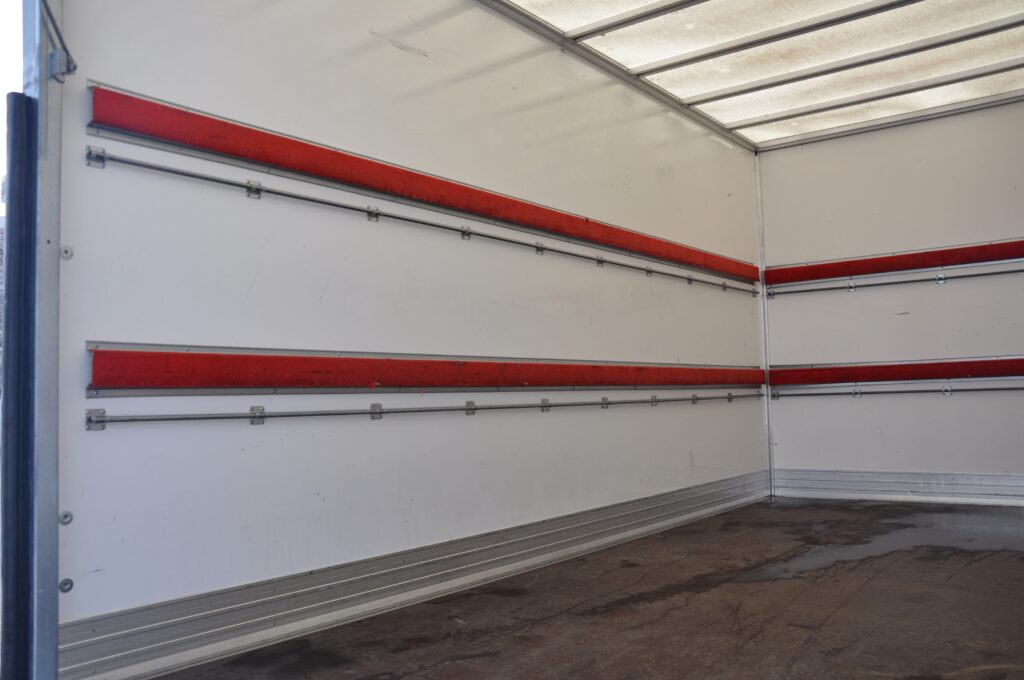 Ford Transit L4 Koffer + Lift - 2022 - Levis Automobile