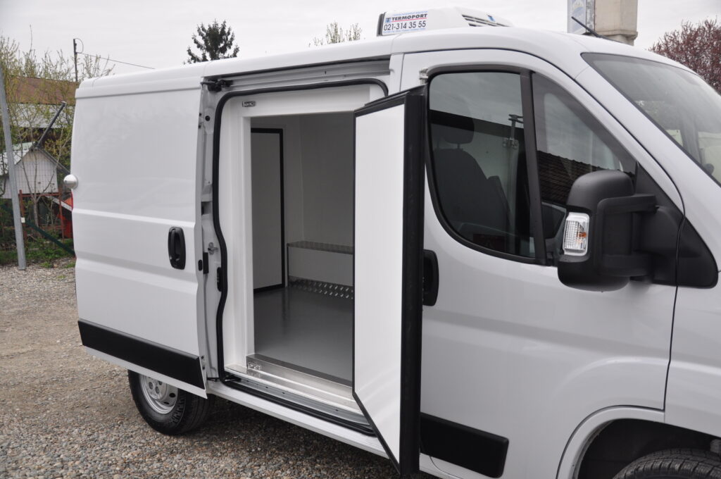 Peugeot Boxer Furgon Frigorific - 2023 - Levis Automobile