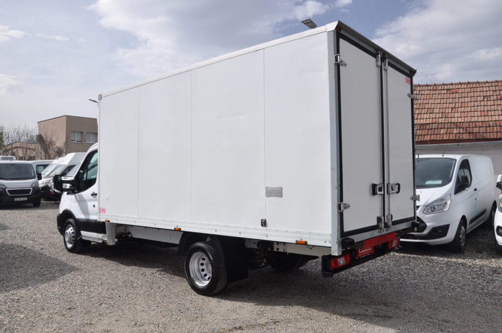 Ford Transit Cub Punte Dubla - 2019 - Levis Automobile