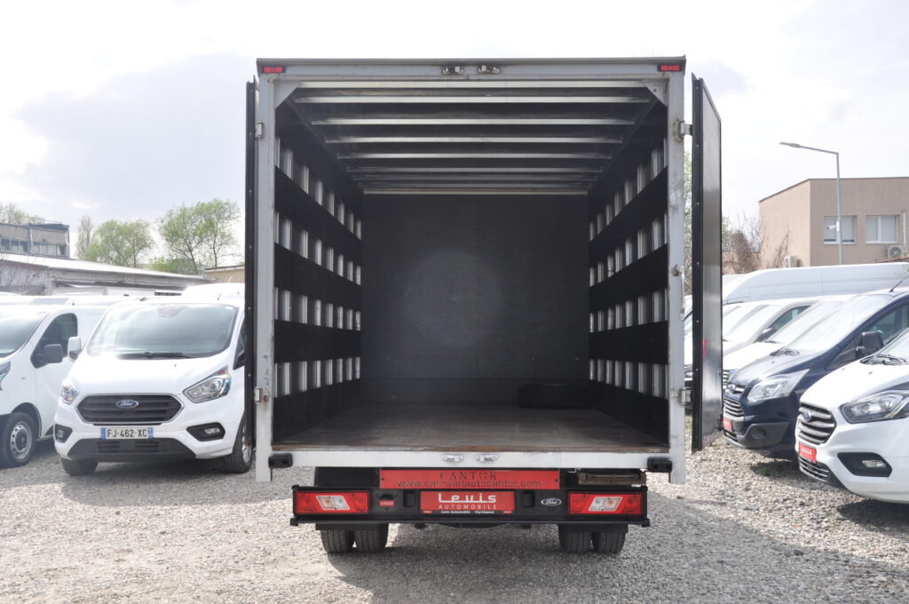 Ford Transit Cub Punte Dubla - 2019 - Levis Automobile