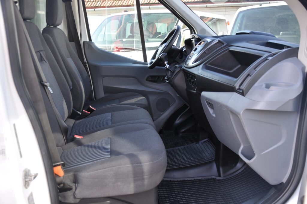 Ford Transit L4 Cub Punte Dubla - 2019 - Levis Automobile